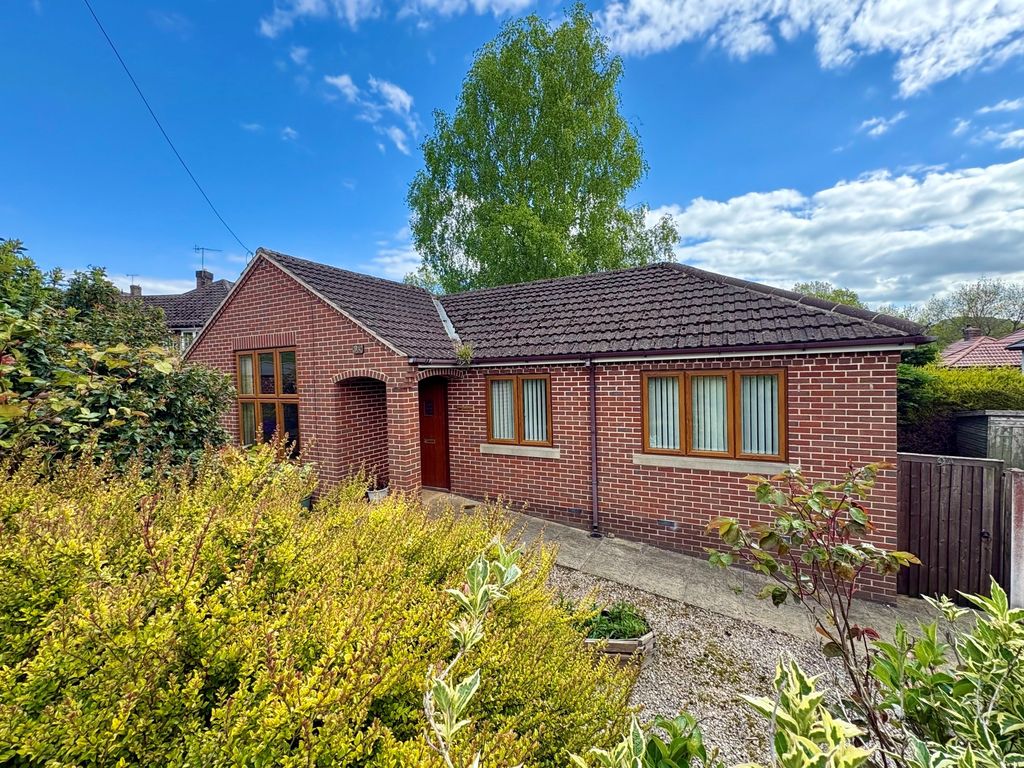 Property photo 1 of 27