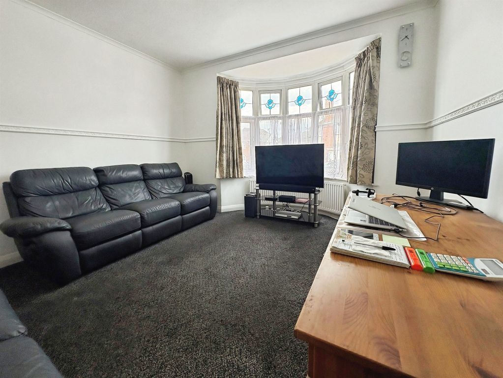 Property photo 2 of 22