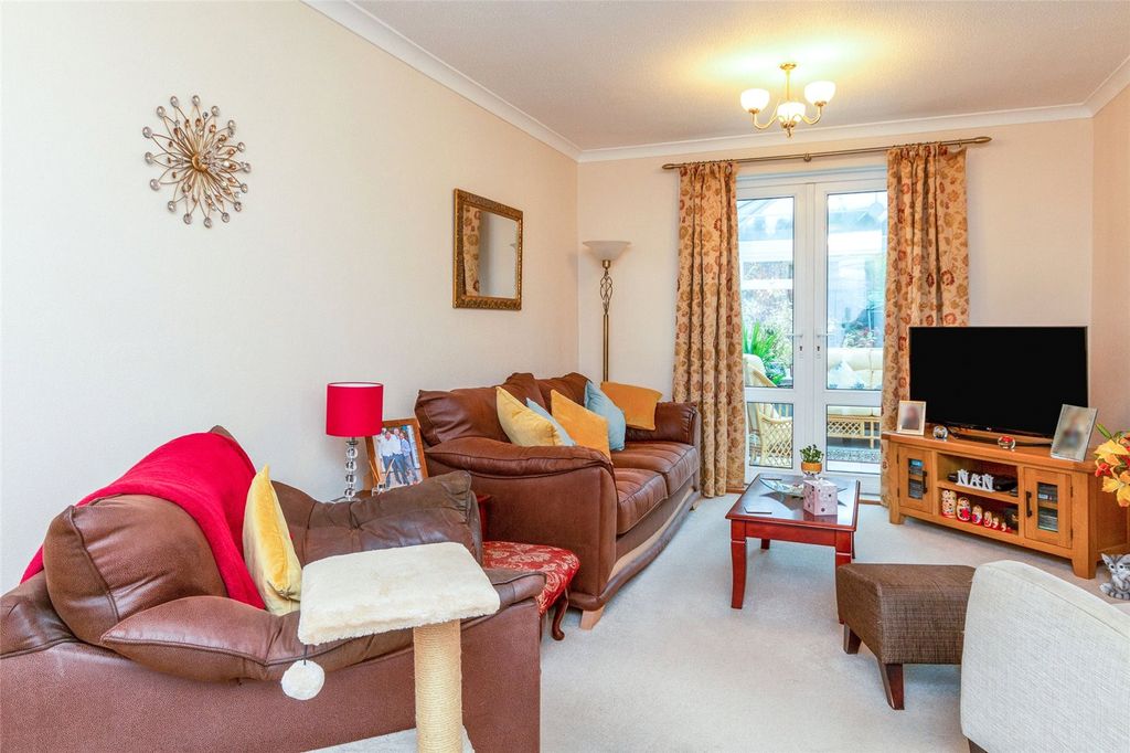 Property photo 2 of 11 Picture No. 01