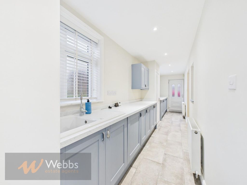 Property photo 3 of 36 Cam03154G0-Pr0184-Still013.Jpg