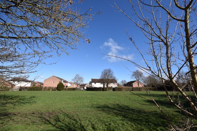 Property photo 3 of 9 Photo 3