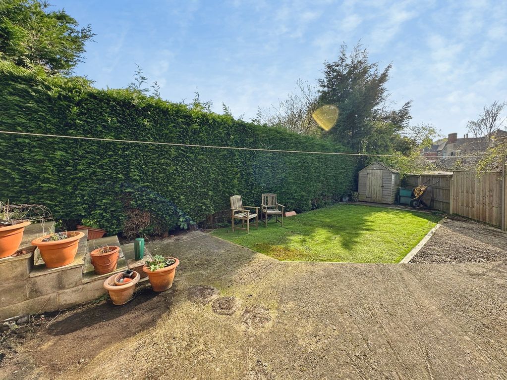 Property photo 3 of 11