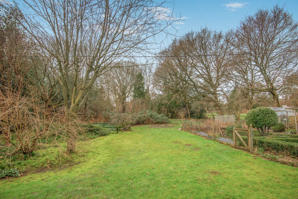 Property photo 3 of 56 Photo 34
