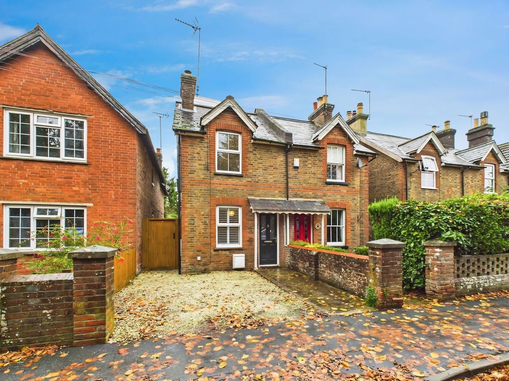 Property photo 1 of 16