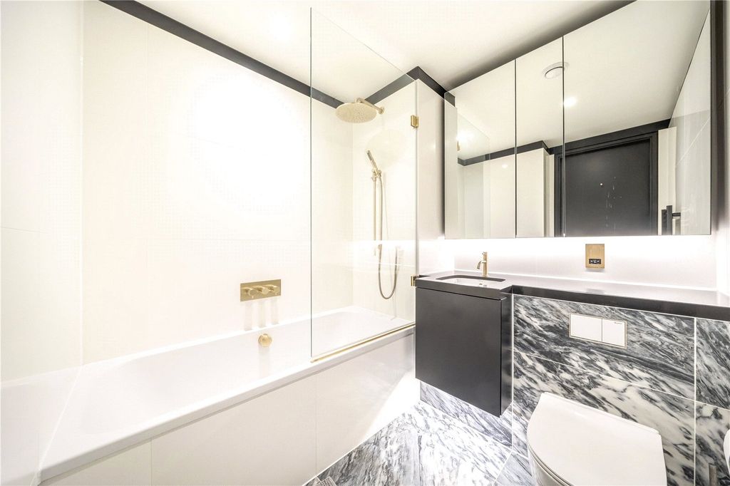 Property photo 3 of 11 Picture No. 13