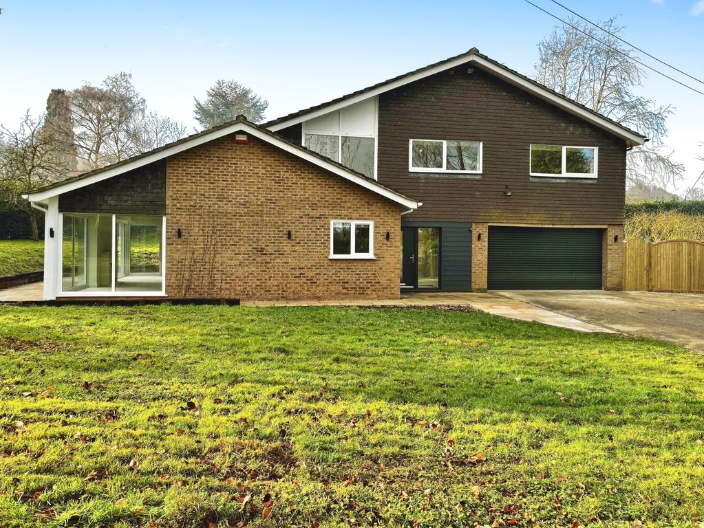 Property photo 1 of 16