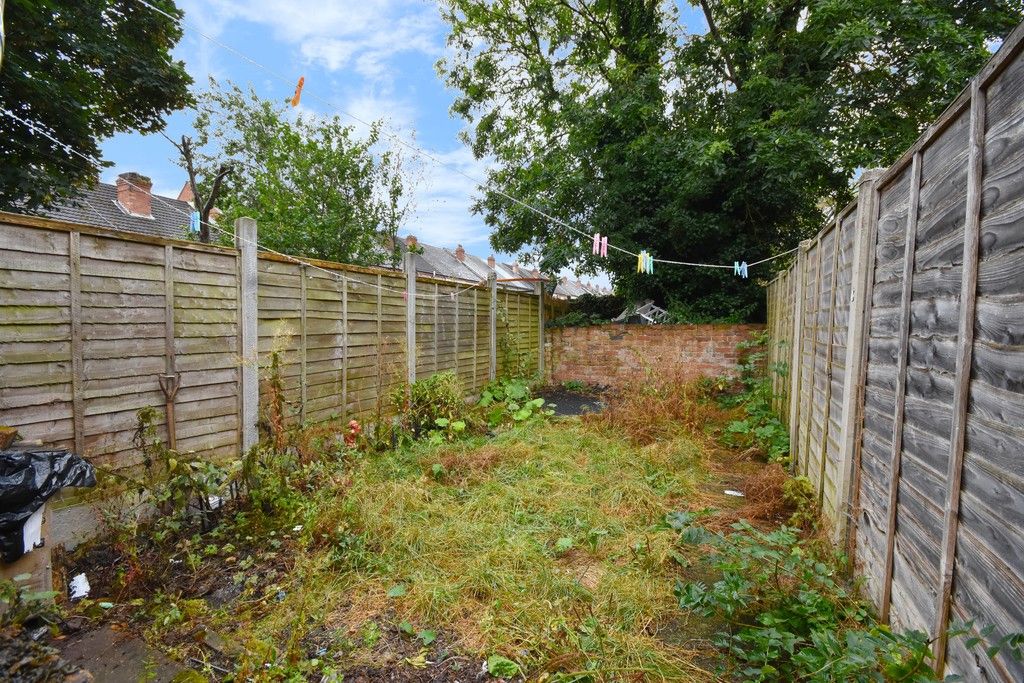 Property photo 2 of 8