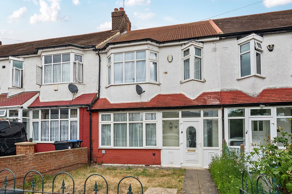 Property photo 1 of 12
