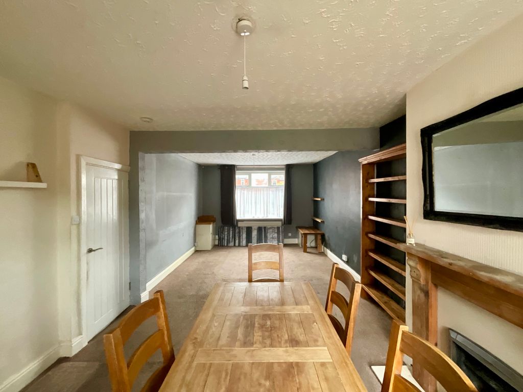 Property photo 3 of 17 Img_9700