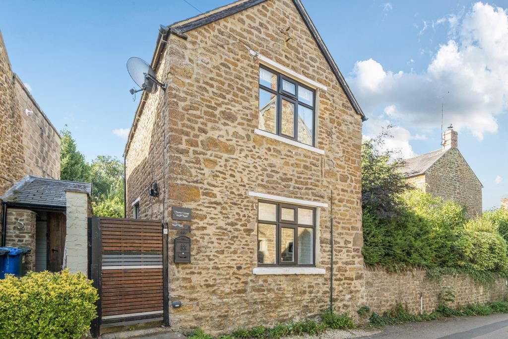 Property photo 1 of 21 Front Aspect