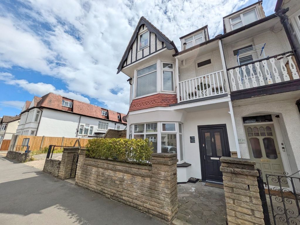 Property photo 1 of 12 4444890