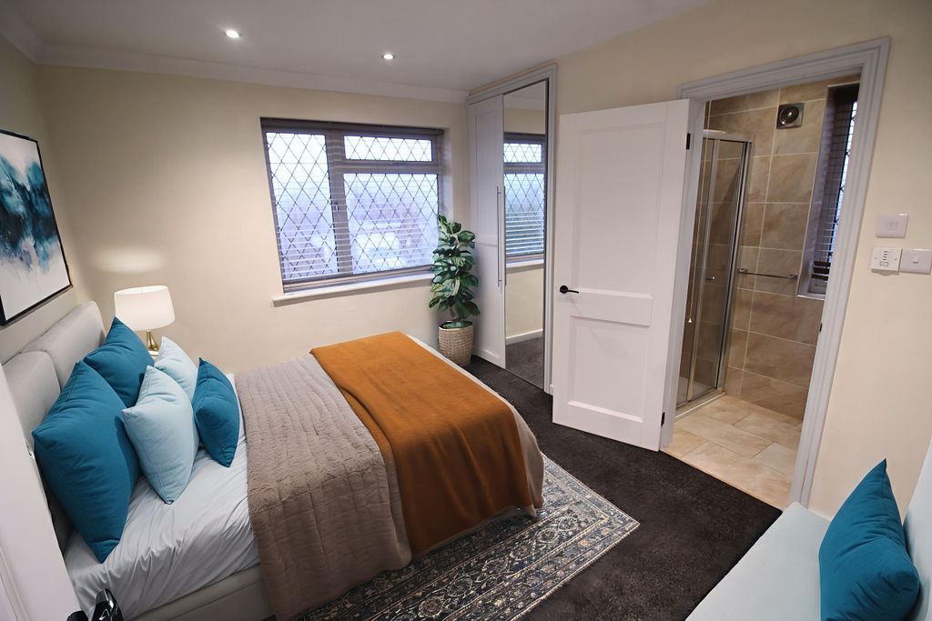 Property photo 1 of 10 Mxseue6Rdfeqzzhe1Qer_Output_1