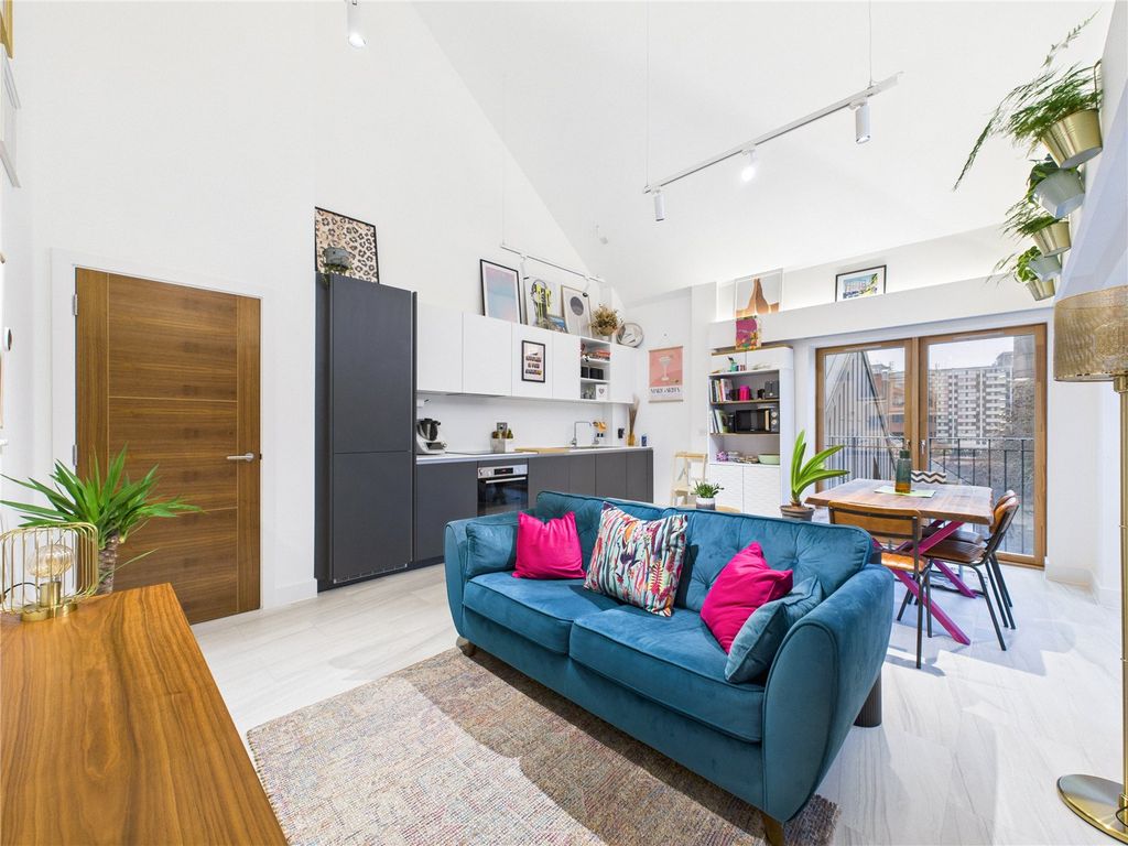 Property photo 3 of 24 Picture No. 8