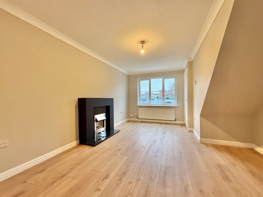 Property photo 2 of 9 Living Room