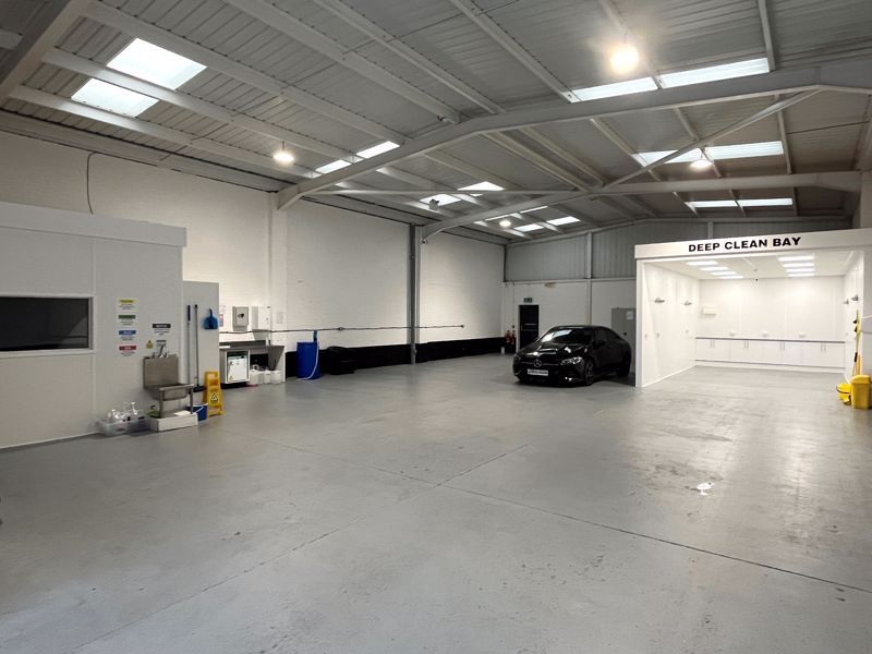 Property photo 2 of 10 Photo 8