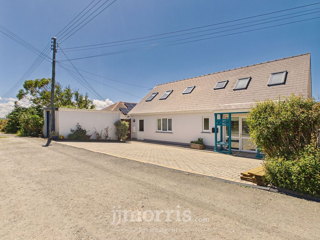 Property photo 3 of 67
