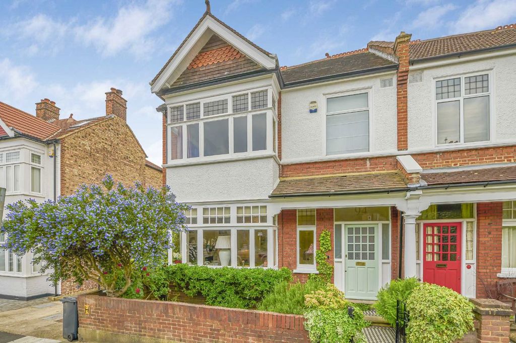 Property photo 1 of 8