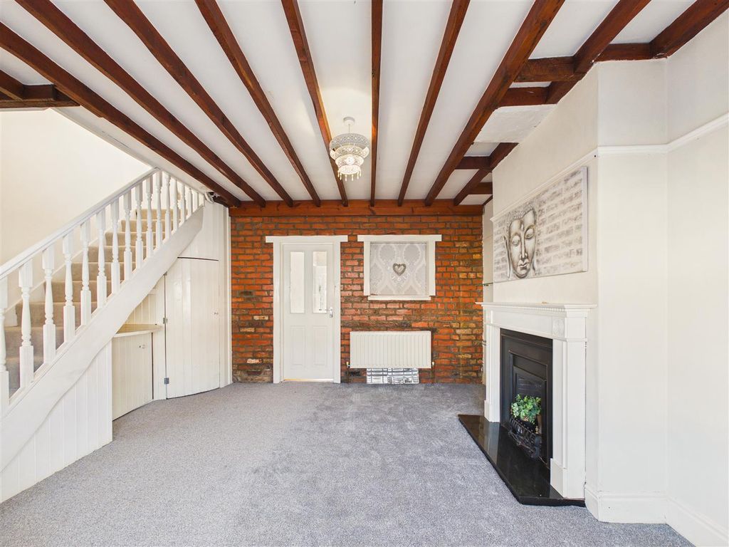 Property photo 3 of 12 Cam05193G0-Pr0136-Still003.Jpg