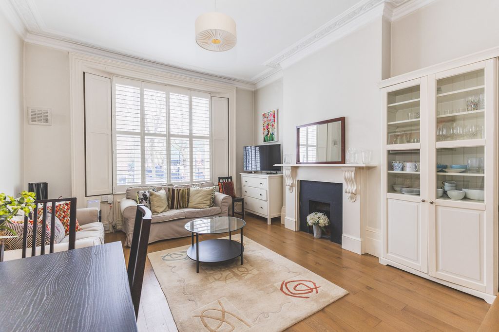 Property photo 3 of 21