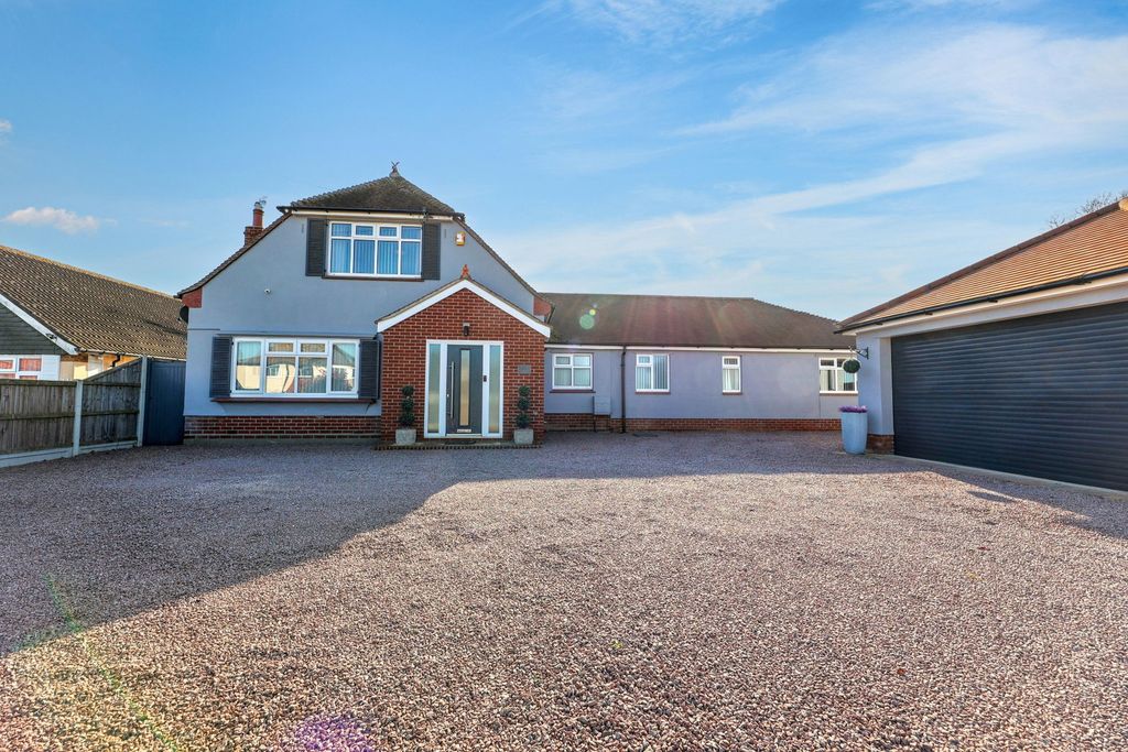 Property photo 1 of 25