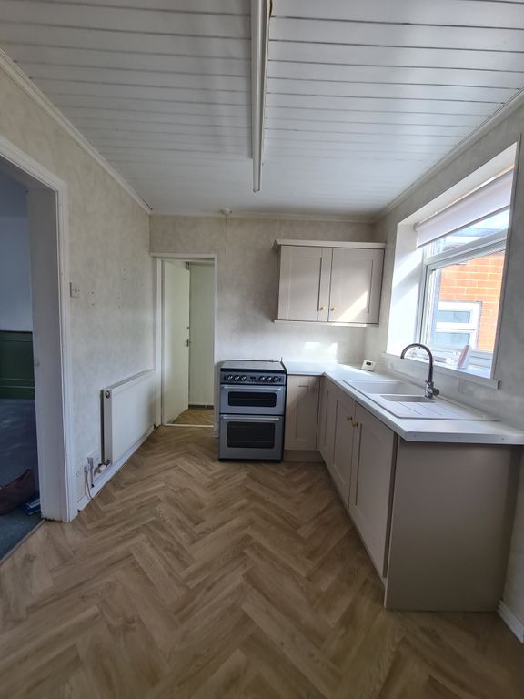 Property photo 3 of 8 20260918_102309