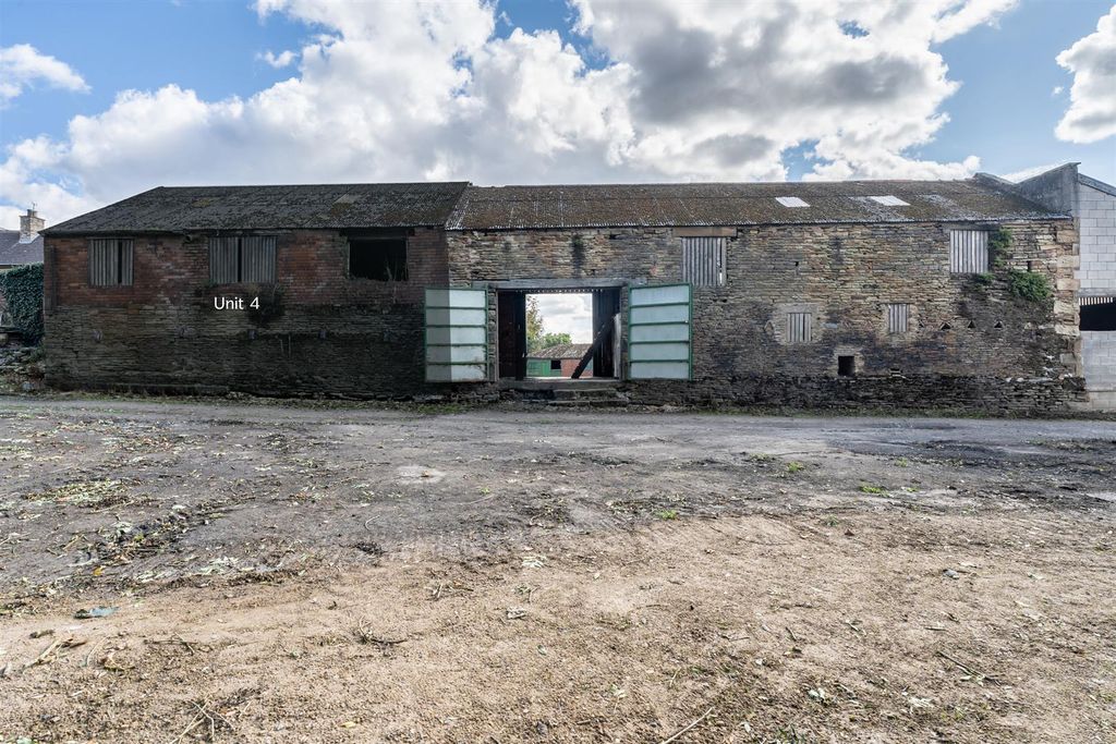 Property photo 3 of 8 Existing Building