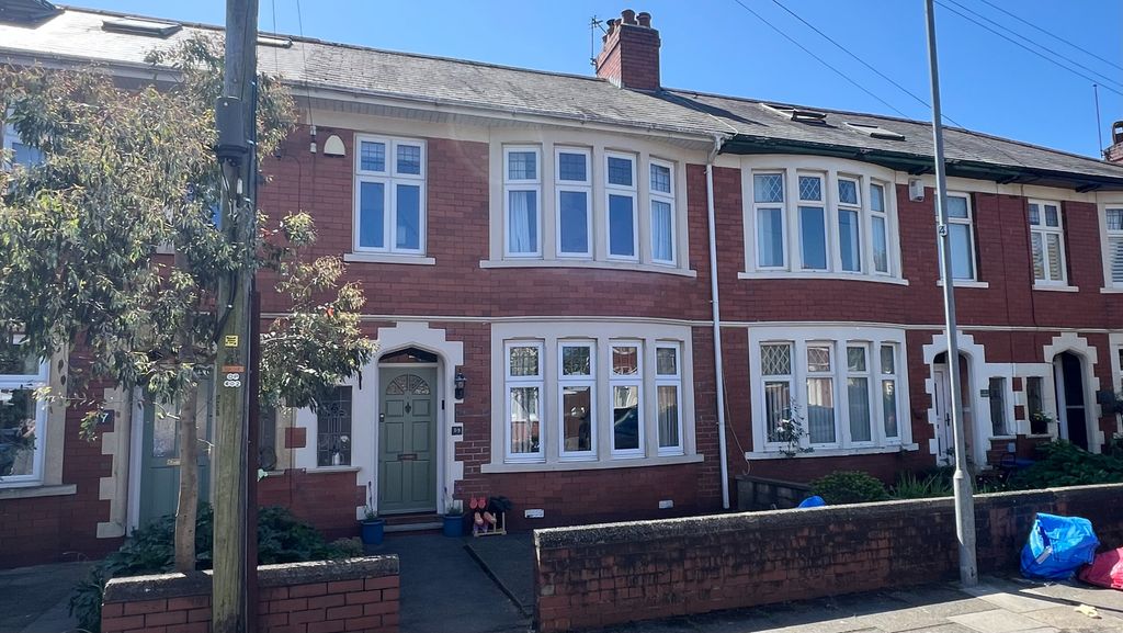 Property photo 1 of 16