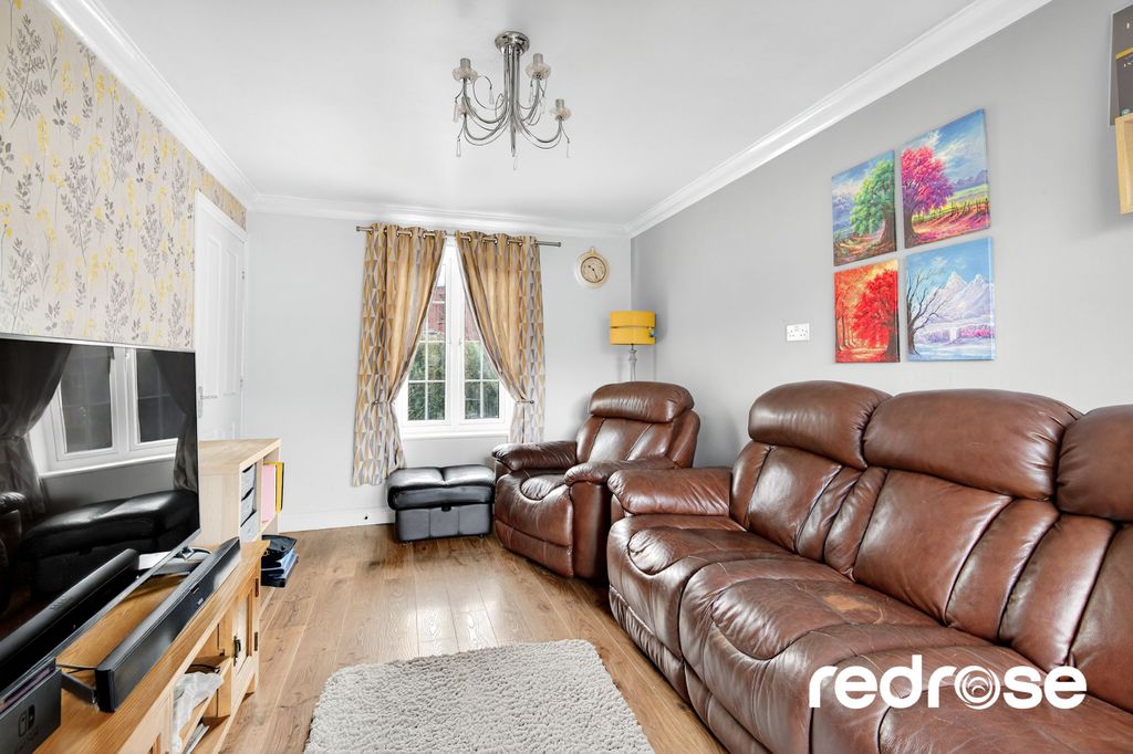 Property photo 2 of 15 Web_77 Durham Dr - Photos-25