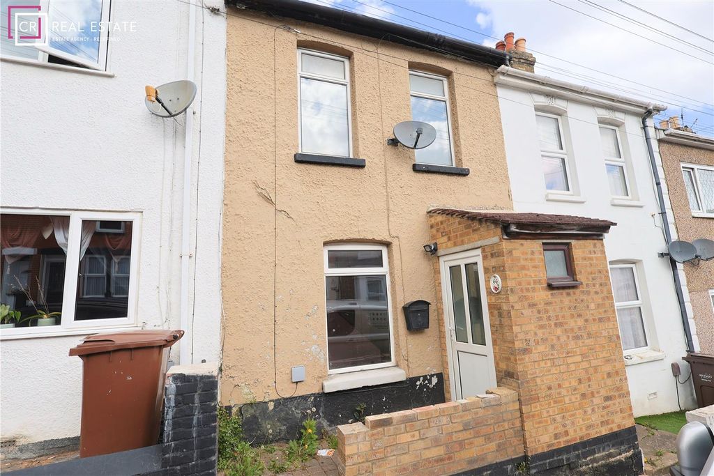 Property photo 1 of 8