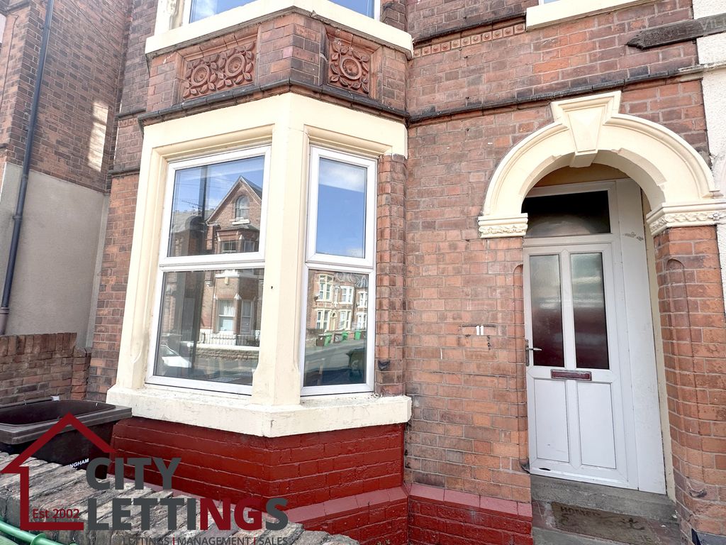 Property photo 1 of 38 Img_1900