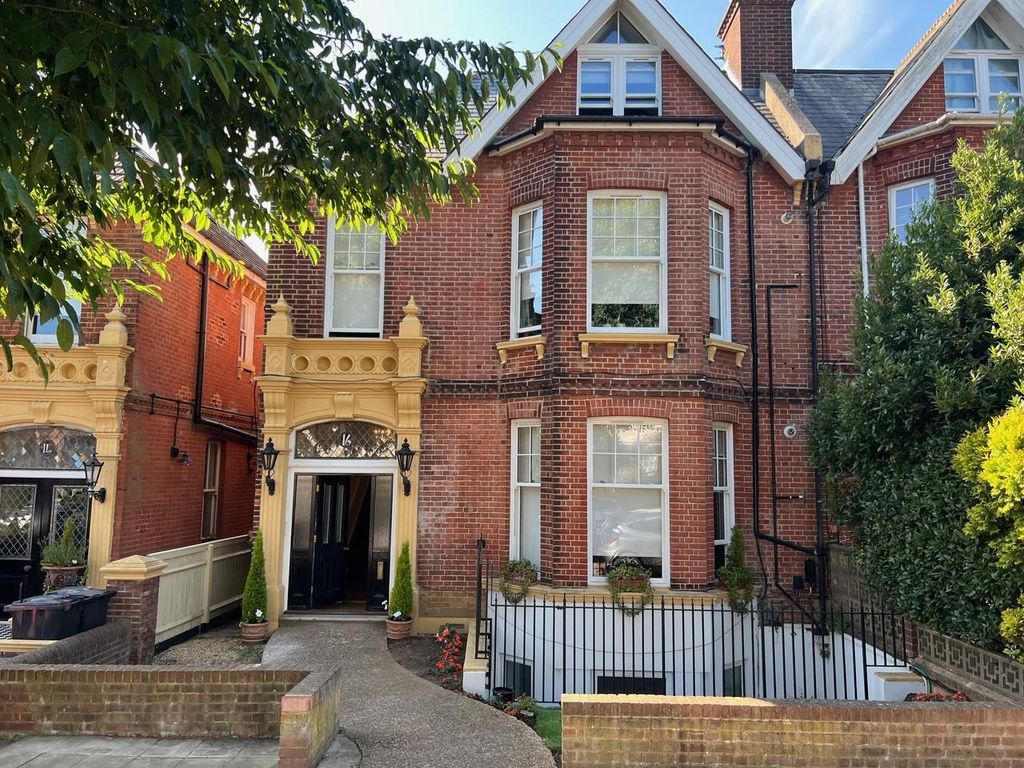 Property photo 1 of 8 7.Jpg