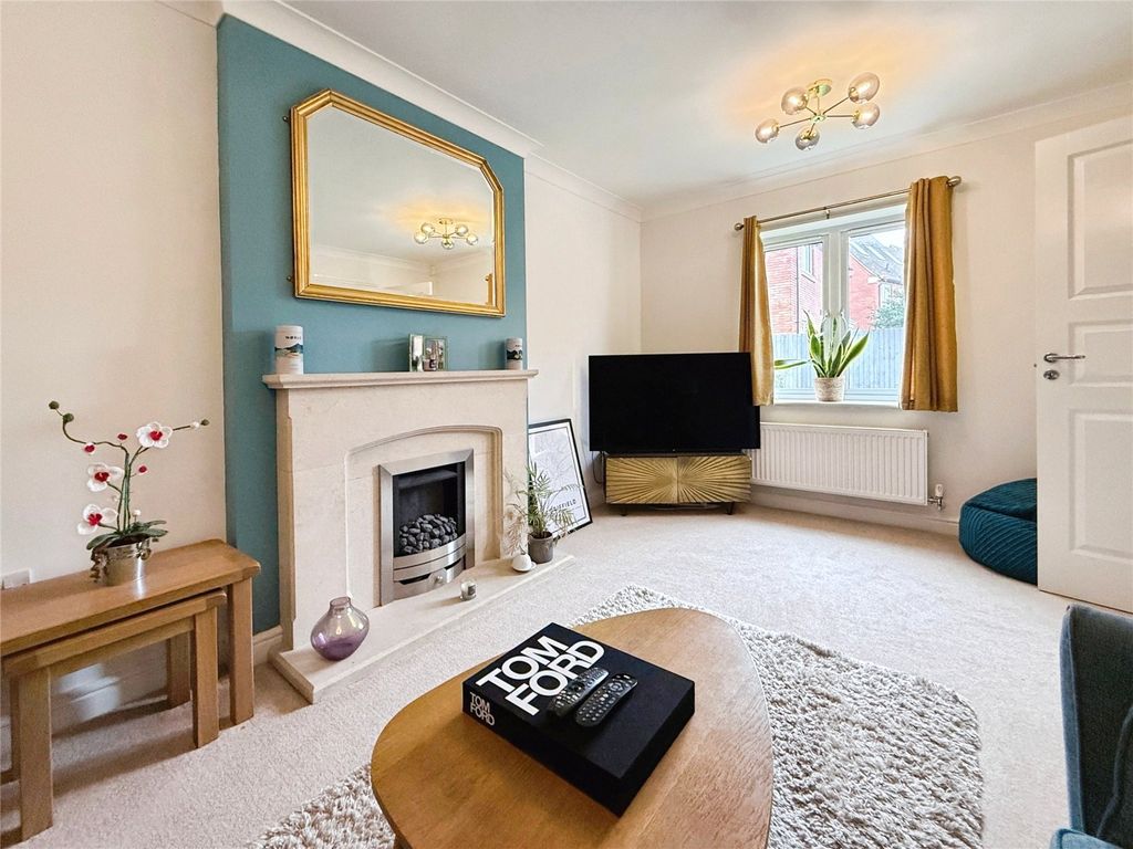 Property photo 3 of 14 Picture 3