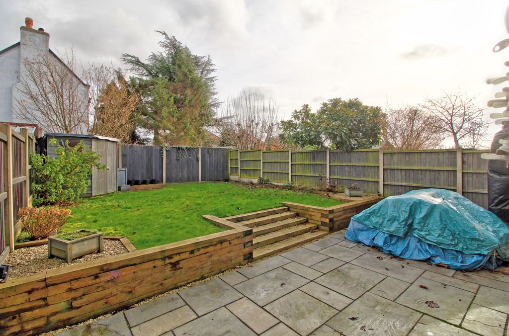 Property photo 2 of 21 Garden