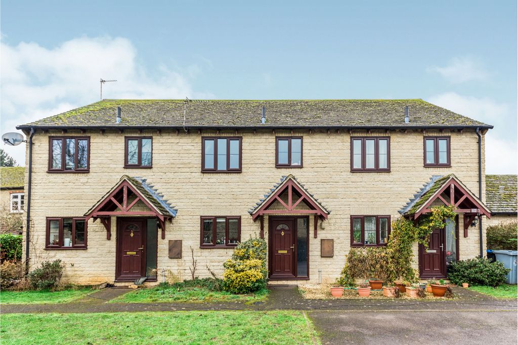 Property photo 2 of 9