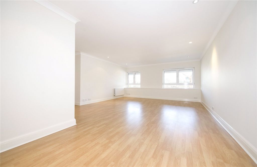 Property photo 1 of 13 Picture No. 05