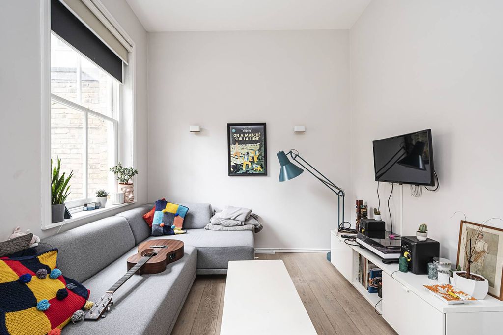 Property photo 3 of 9