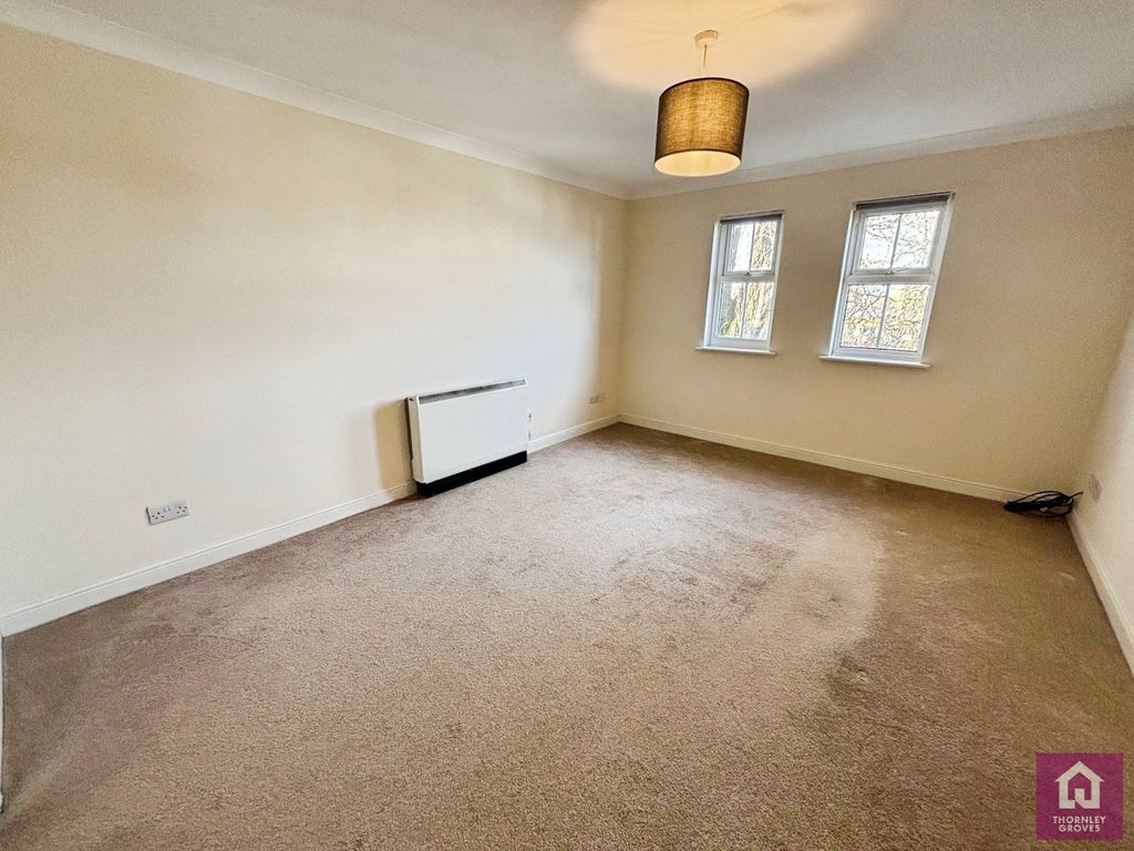Property photo 2 of 12 Picture No. 02