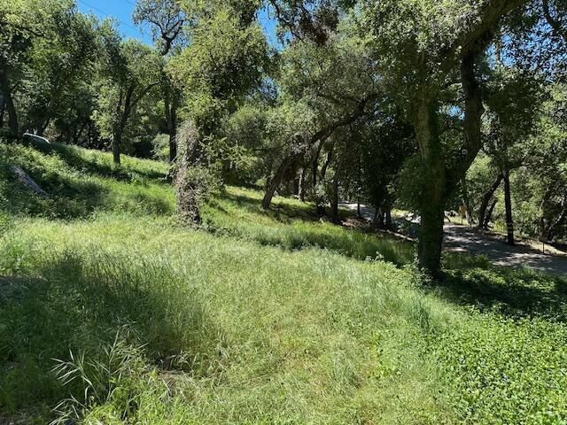 Property photo 3 of 7 <Alttext/>