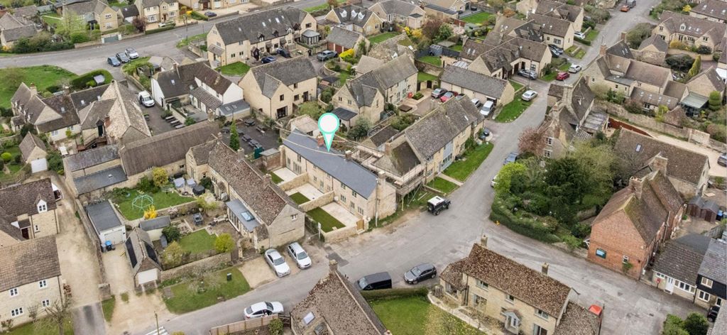 Property photo 2 of 11 Elevated