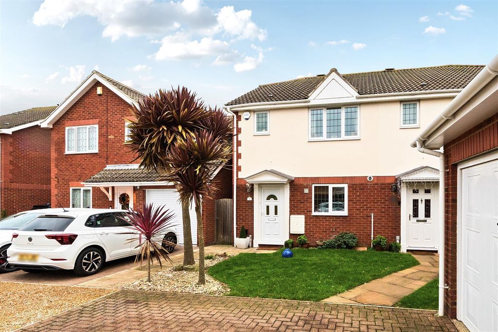 Property photo 1 of 22