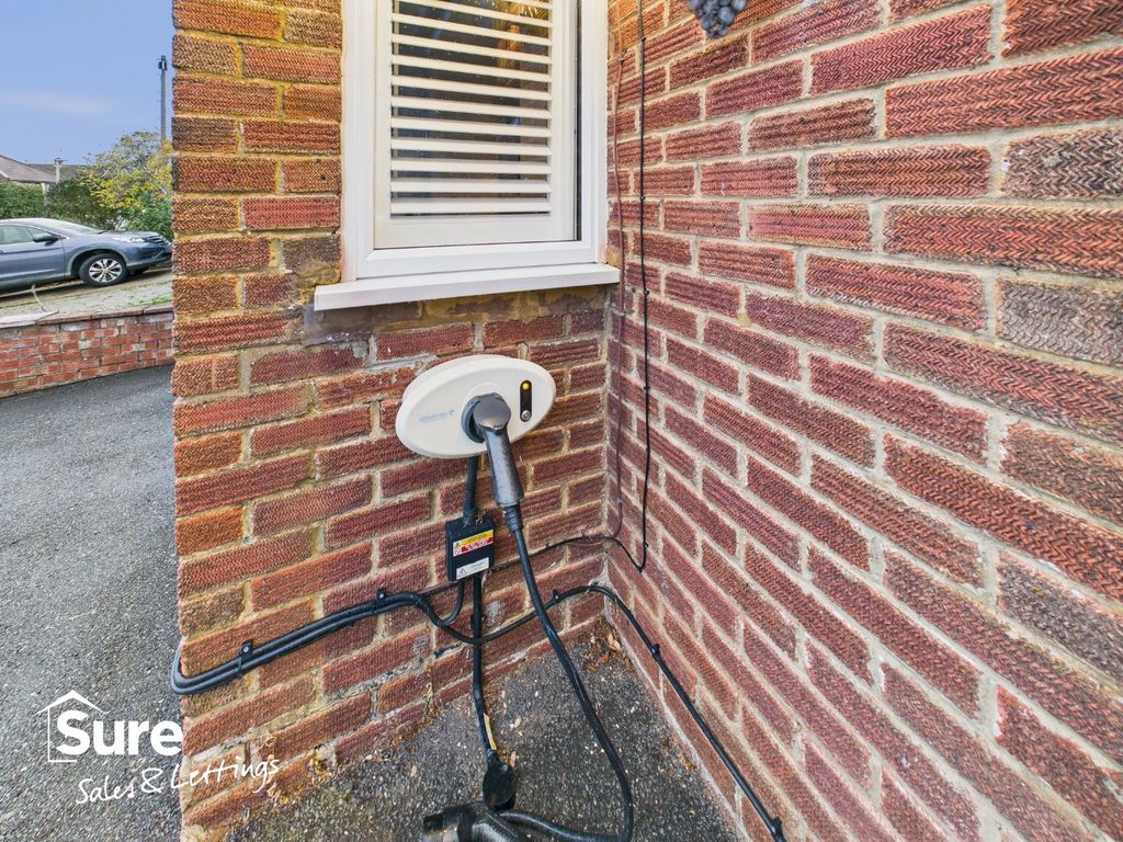 Property photo 2 of 30 4626532