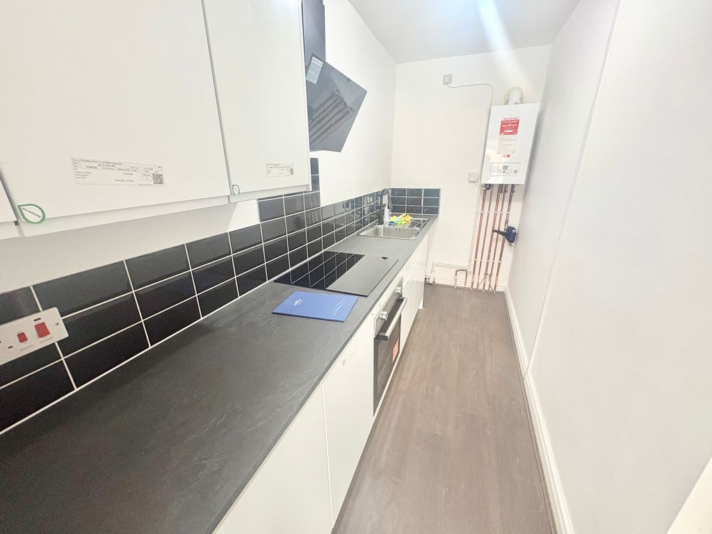 Property photo 2 of 3