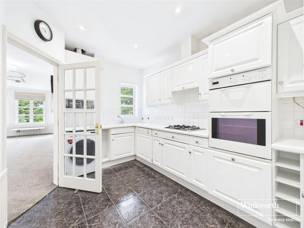 Property photo 3 of 11 Picture No. 01