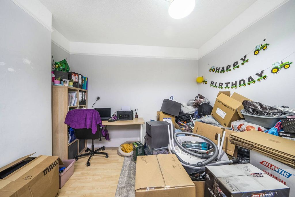 Property photo 2 of 9