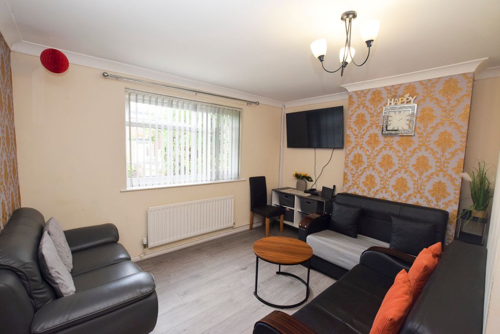 Property photo 2 of 15