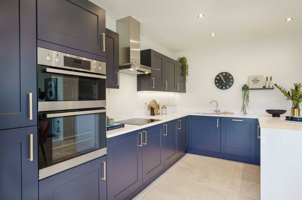 Property photo 3 of 13