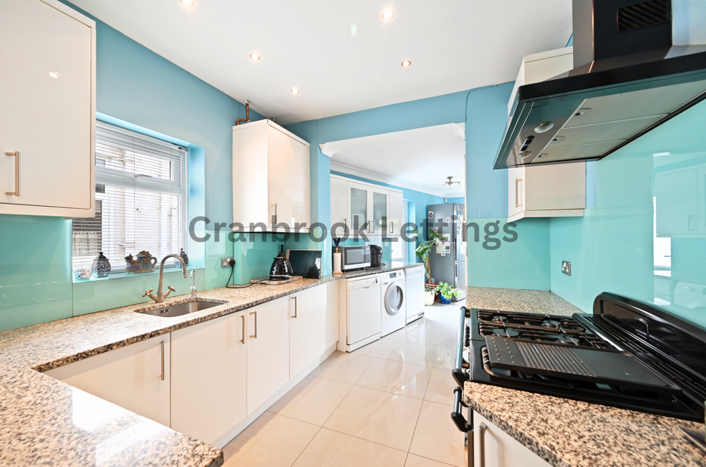 Property photo 1 of 14 Three Bedroom House For Sale