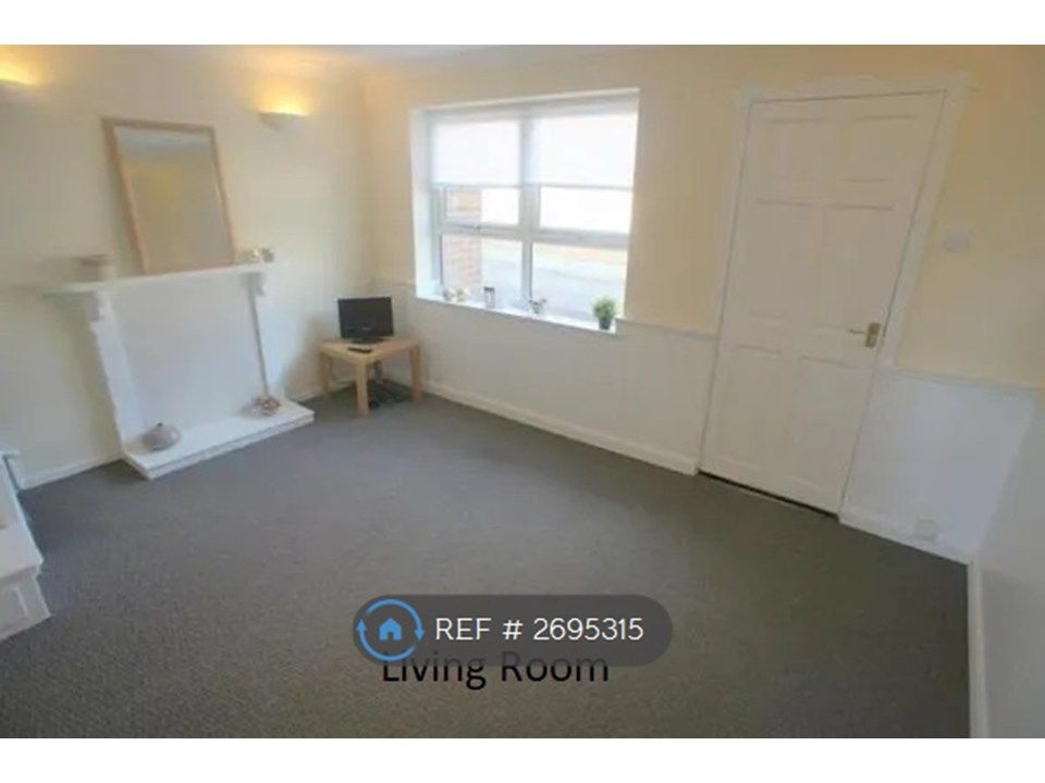 Property photo 2 of 8 Living Room