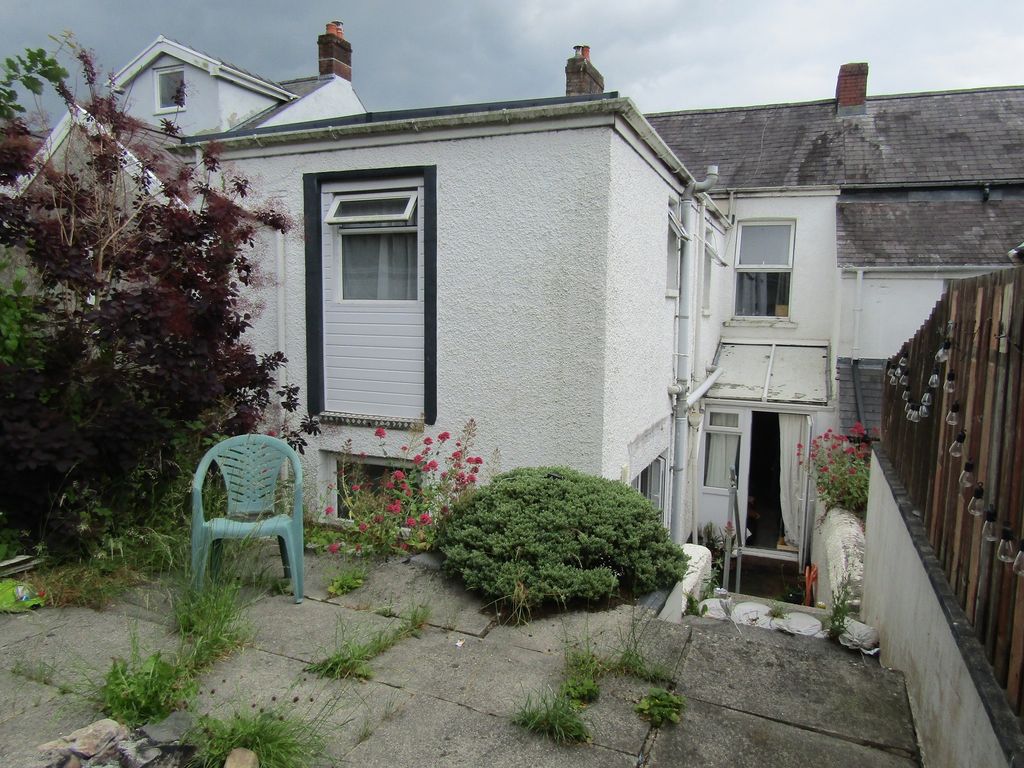 Property photo 2 of 17 Not Specified