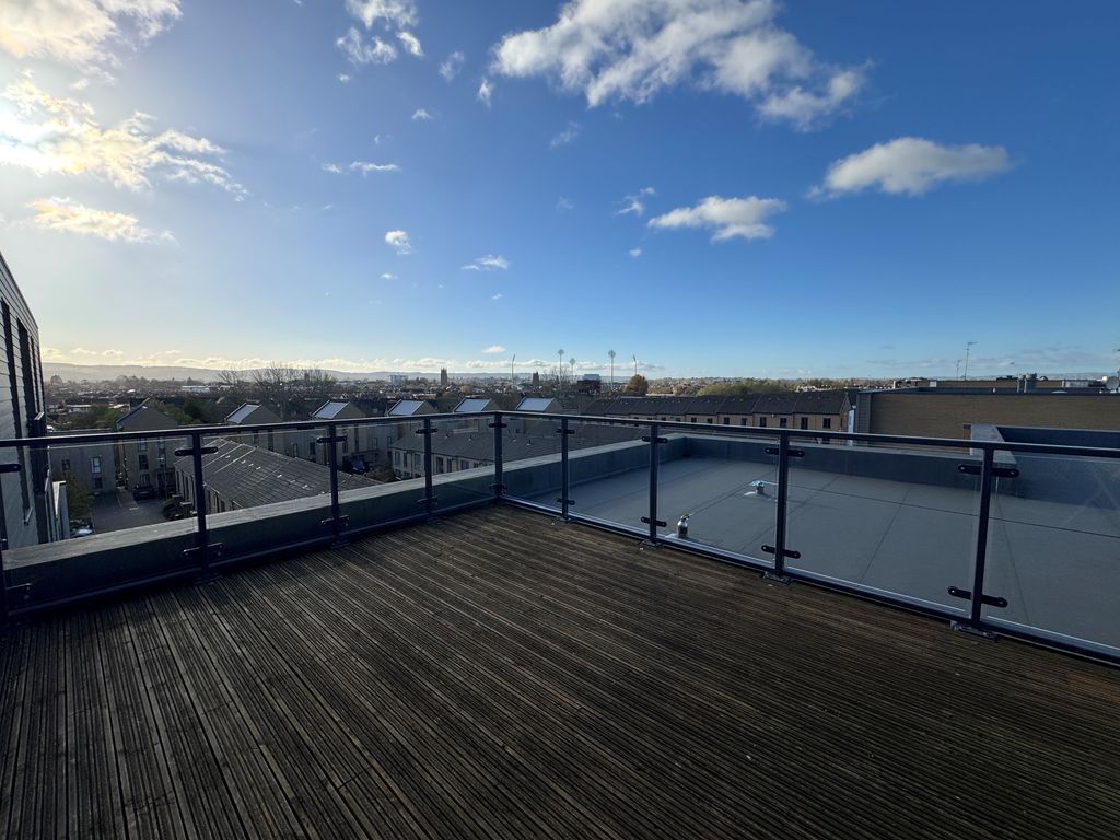 Property photo 2 of 27 Image